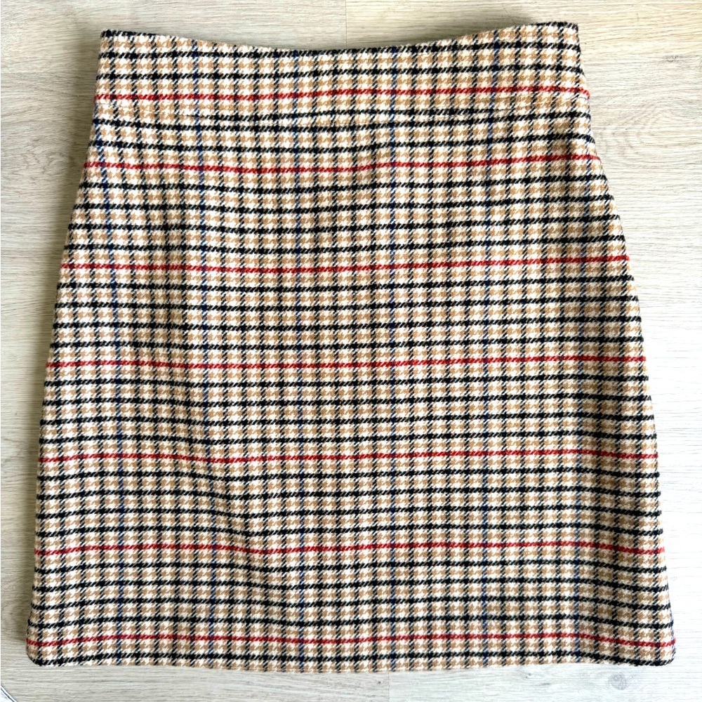 NWT J. Crew Plaid Women's Mini Skirt in Tan, Red, black checks Size 0 Fair Trade